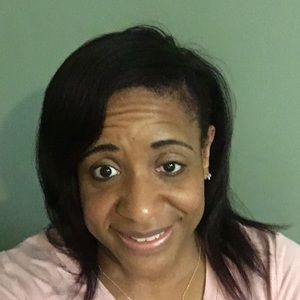 Meet your Posher, Shmeka